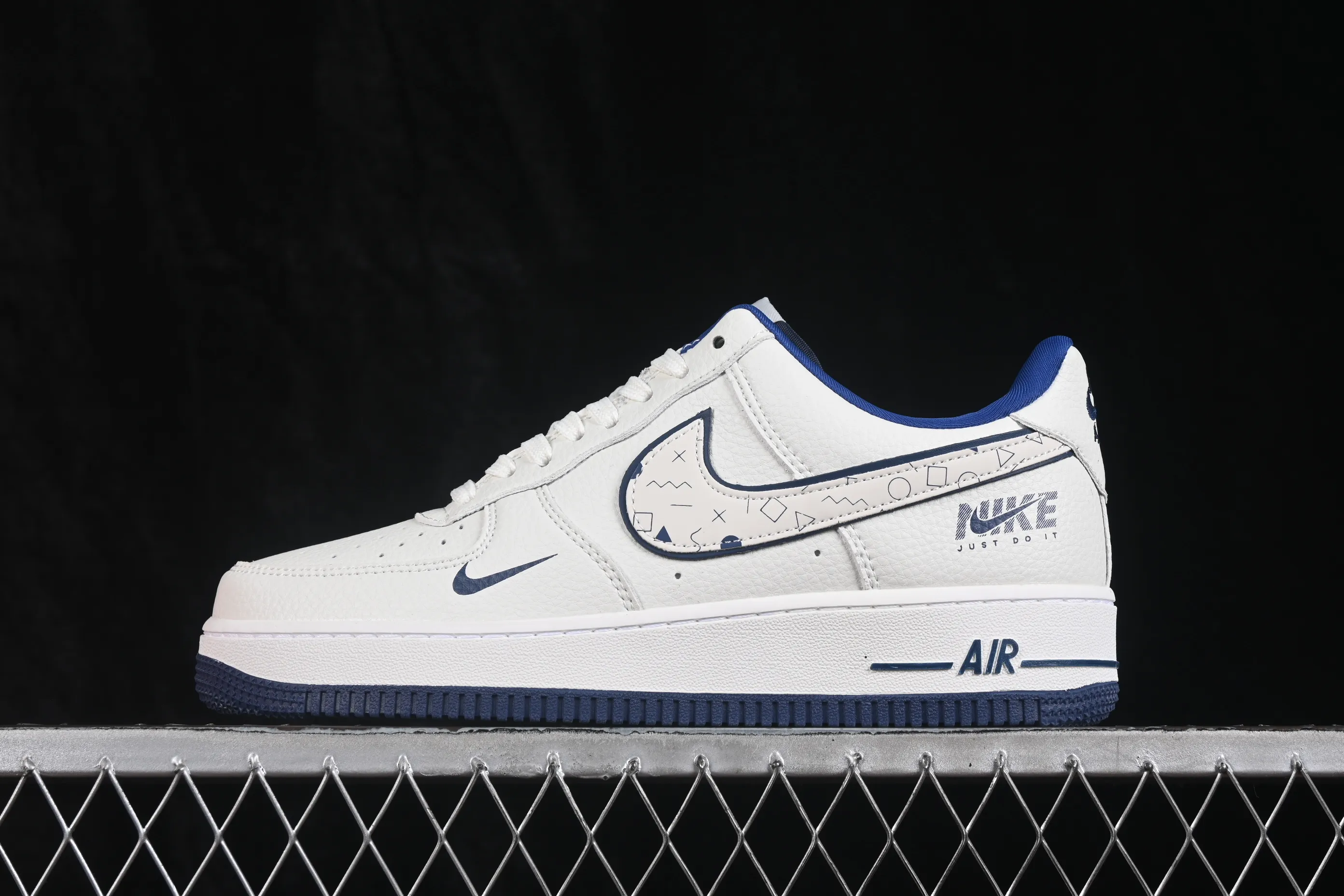 All categories Nk Air Force 1 Air Force series Nk Air Force 1 Low Air Force low-top Nike Air Force 1'07 Low joint model Air Force 1 low-top casual sneakers WY0655-112